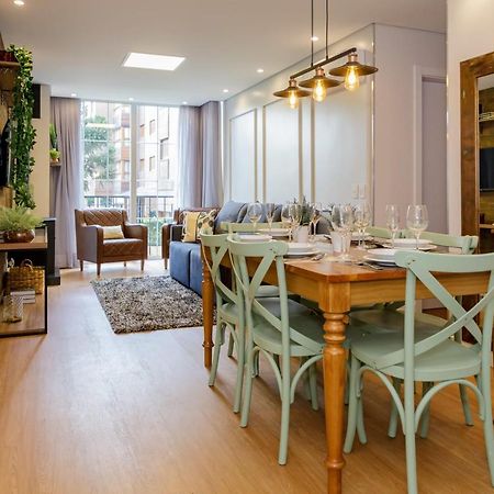 Novo Maravilhoso Apartamento No Centro - Gramado Apartment Luaran gambar