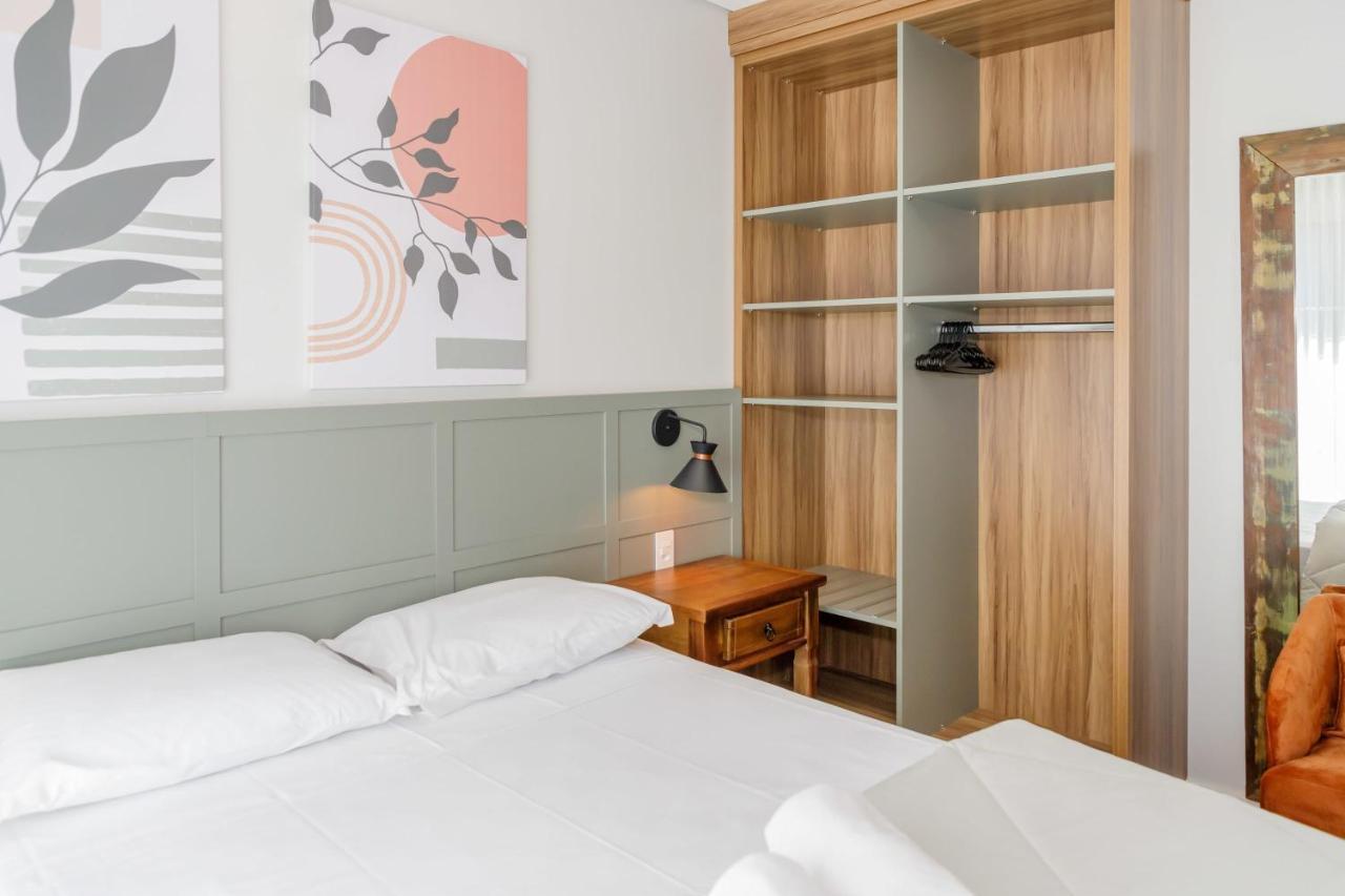 Novo Maravilhoso Apartamento No Centro - Gramado Apartment Luaran gambar