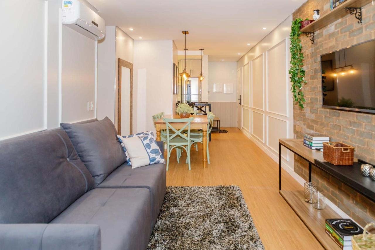 Novo Maravilhoso Apartamento No Centro - Gramado Apartment Luaran gambar